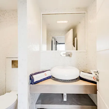 Апартаменты La Romane By Interhome