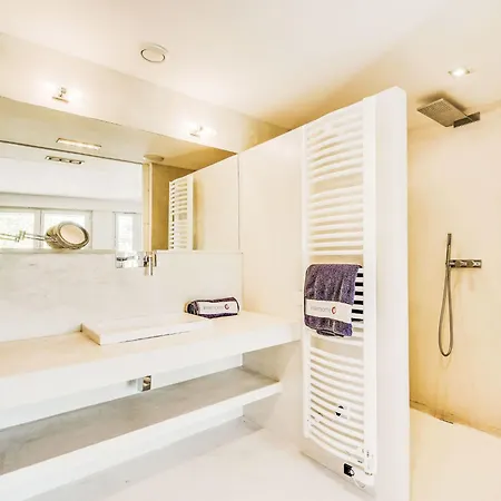 Apartment La Romane By Interhome Saint-Tropez