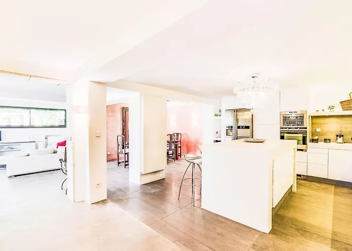 Appartement La Romane By Interhome